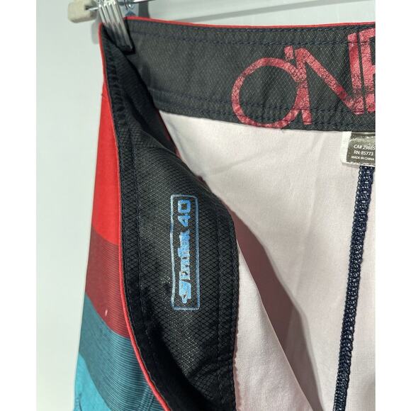 O'Neill Men’s Board Shorts Beach Surf Swim Ocean Y2K Striped Red/Blue Size 40 - Picture 3 of 12